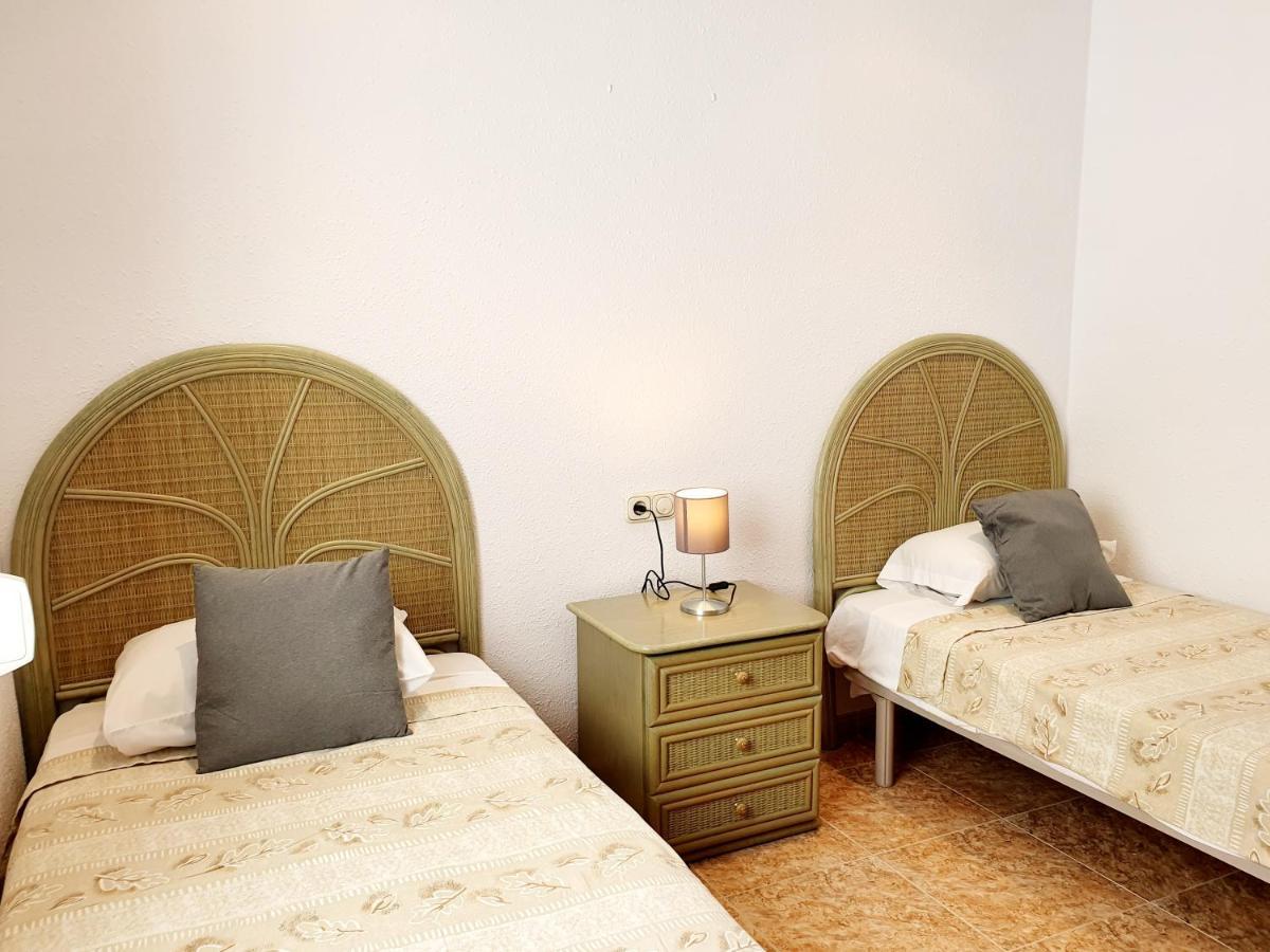 Luna Beach Seafront Marbella Eksteriør billede