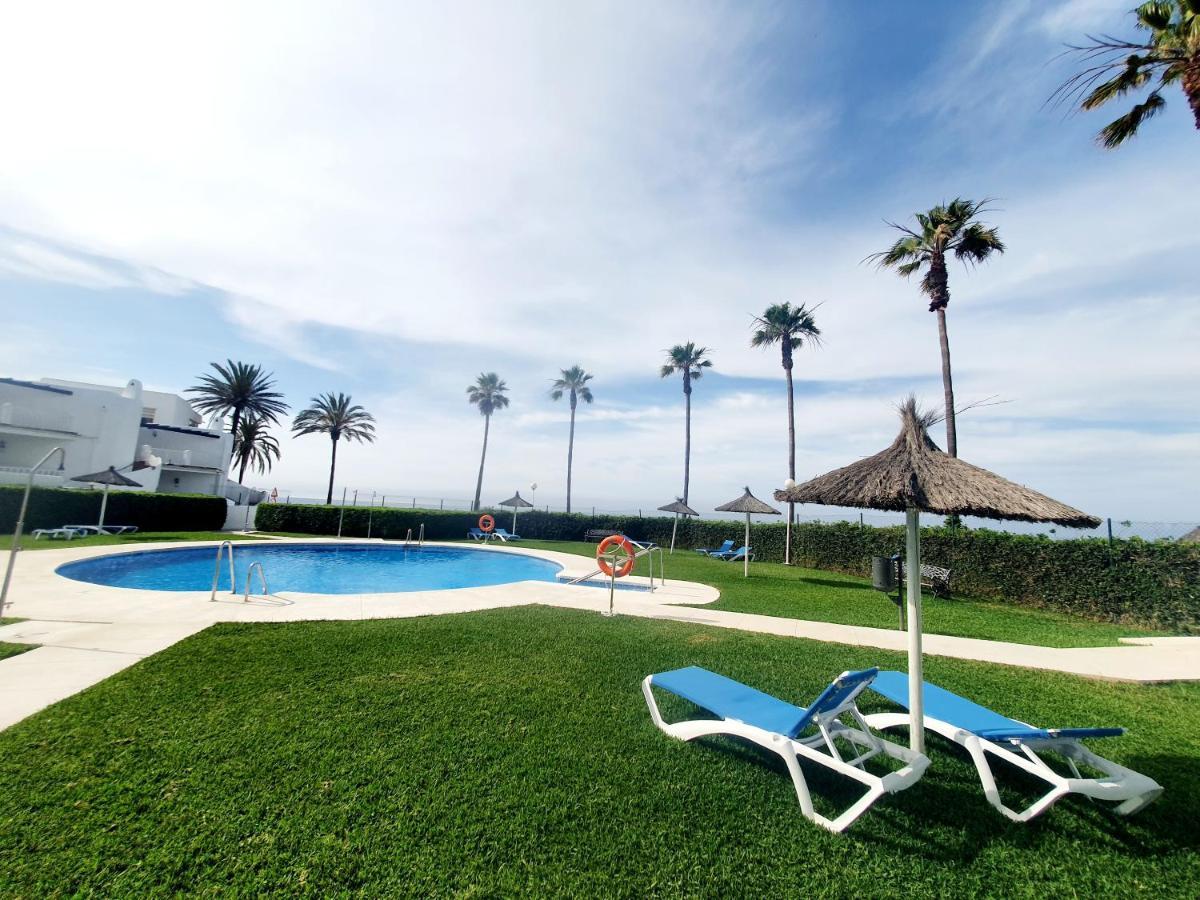 Luna Beach Seafront Marbella Eksteriør billede